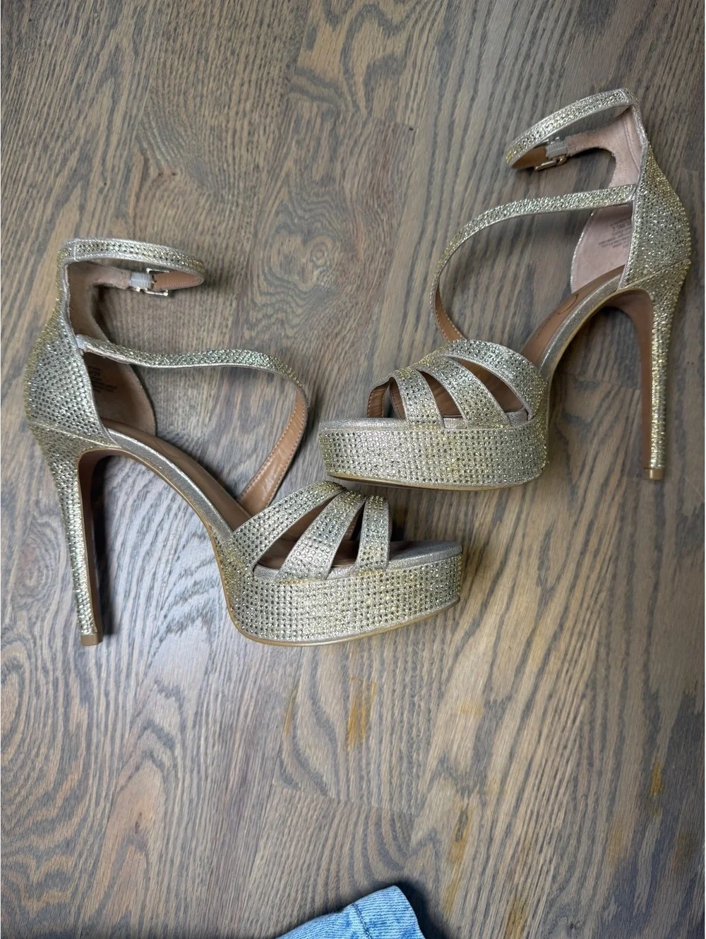 Jessica Simpson Gold Rhinestone Platform Heels Size 7.5